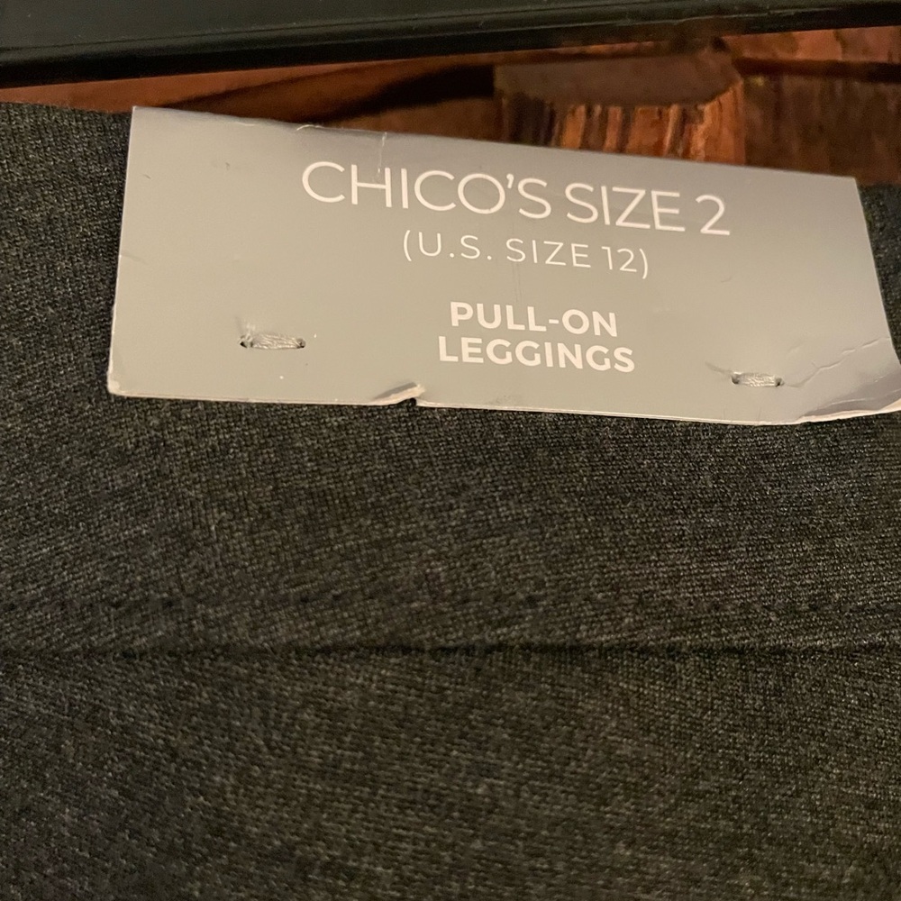 Chico’s pull on pointe rivet studded leggings - Picture 3 of 5